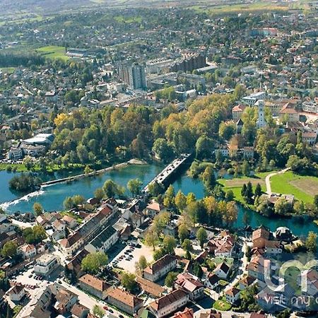 Suites Donna Bihać Екстериор снимка
