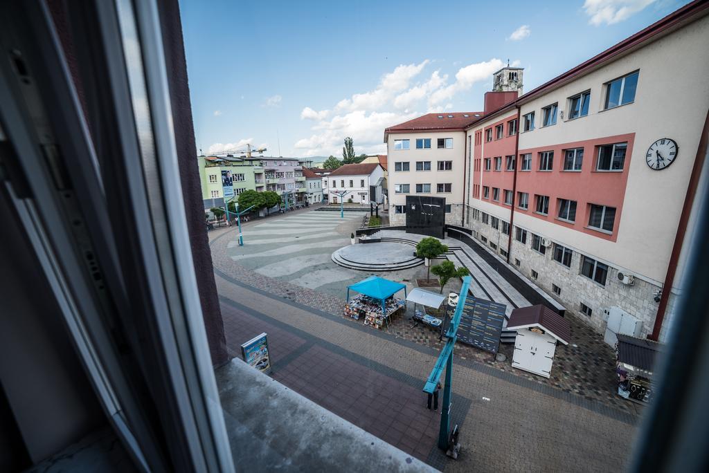 Suites Donna Bihać Екстериор снимка